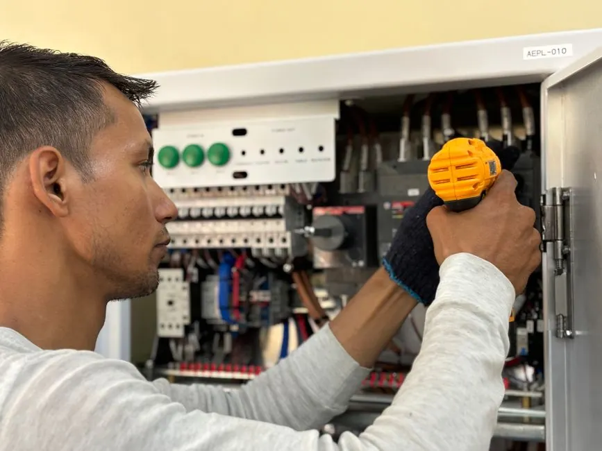 Outlet Installation and Repair in katy, Texas